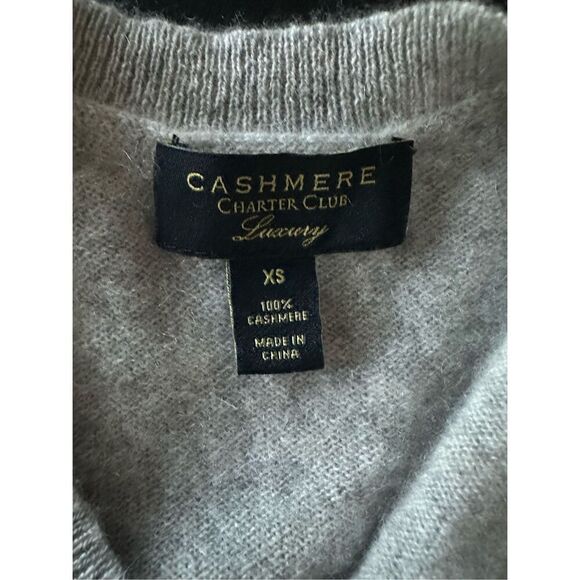 Grey Cashmere V-neck Sweater - Picture 6 of 9
